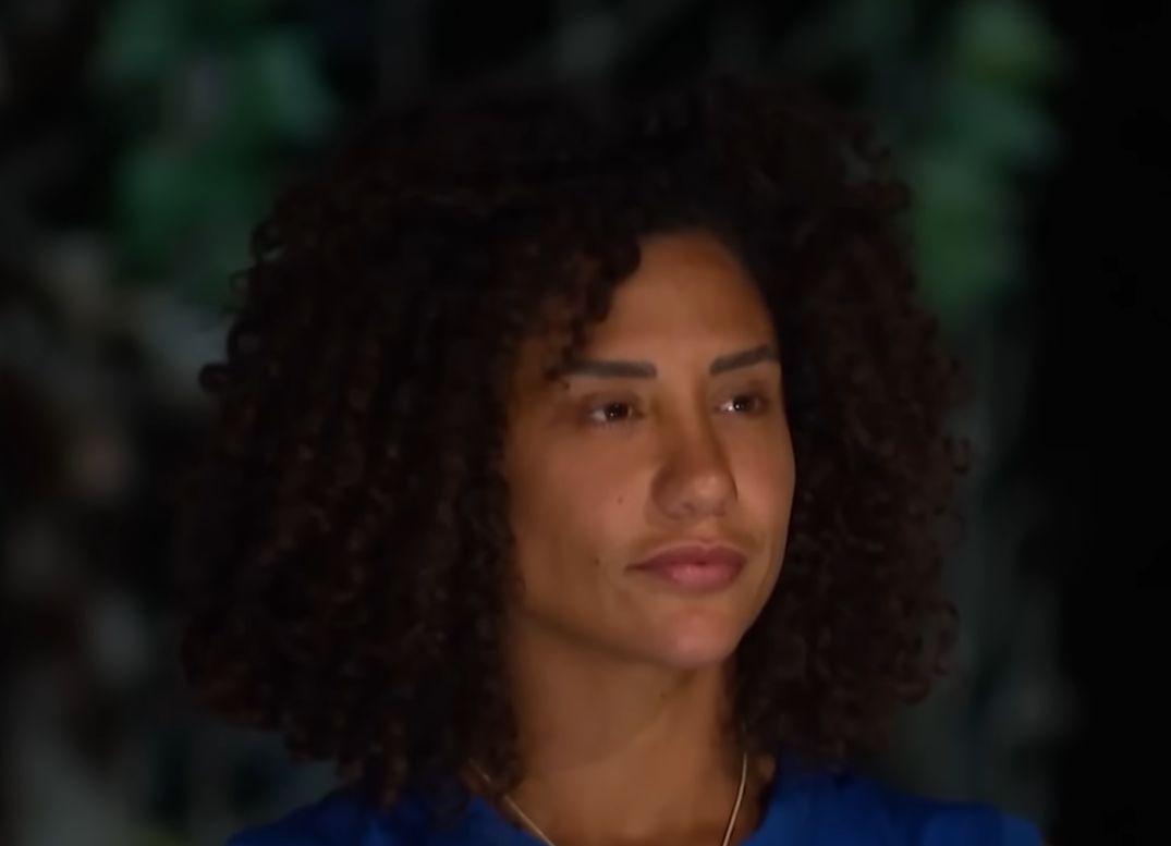 Survivor'da kural ihlali yapan Aysu 4 oyun ceza aldı Survivor'da kural ihlali yapan Aysu 4 oyun ceza aldı - 1. Resim