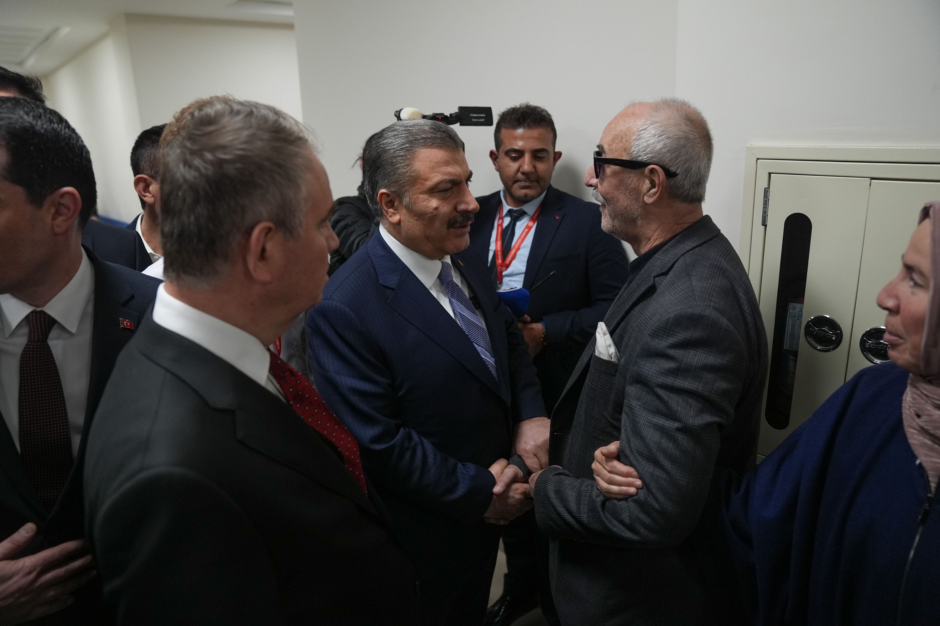 Bakan Koca'dan emekli sorusuna cevap: "Reis s&ouml;z verdi gereği yapılacak" - 3. Resim