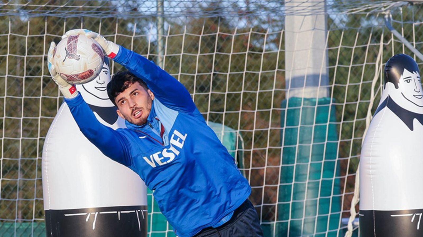 Fenerbahçe maçı öncesi Trabzonspor'a güzel haber! Yıldız oyuncu takımla çalışmalara başladı - 1. Resim