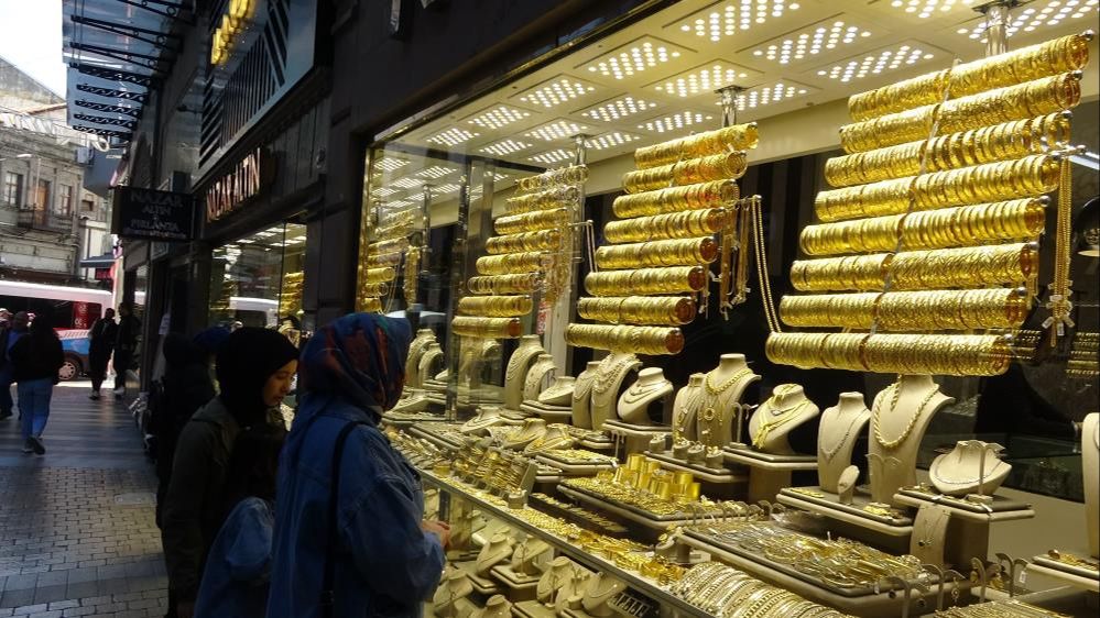 Kuyumcular tarih verip uyardı: Altın 3.500 TL'yi görecek - 1. Resim