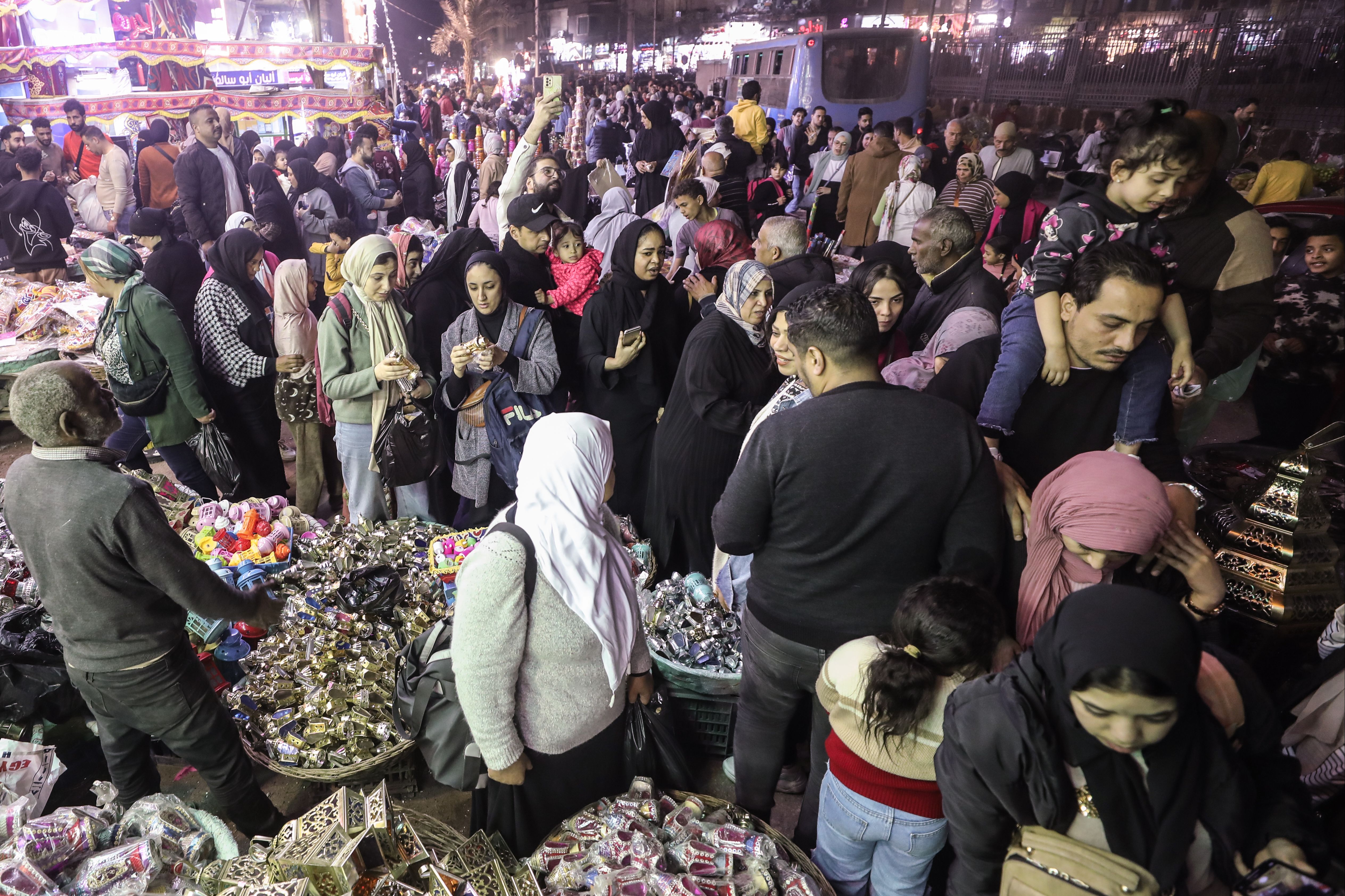 Mısır'da renkli bir gelenek: Ramazan fenerleri - 2. Resim