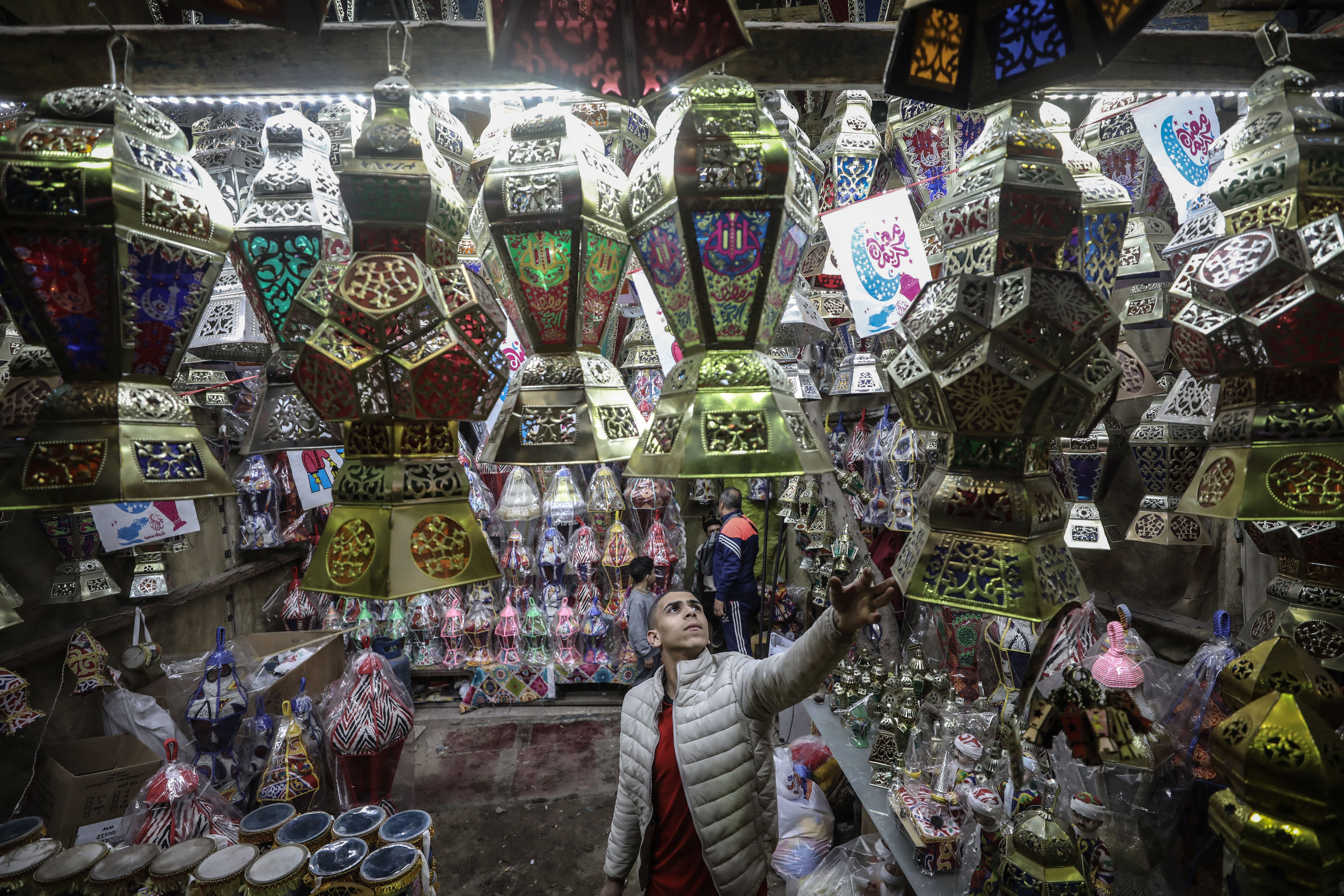 Mısır'da renkli bir gelenek: Ramazan fenerleri - 3. Resim