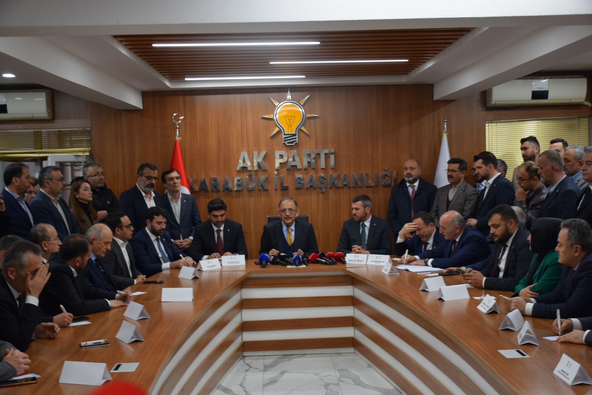 Bakan Özhaseki, '5 riskli ülkeden biri Türkiye' diyerek deprem riski olan bölgeleri sıraladı - 1. Resim