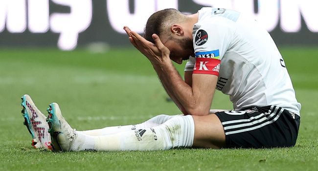 Beşiktaş’ın hocası kendi söylüyor, kendi dinliyor, oyun değişmiyor... Santos’tan aynı nakarat - 2. Resim