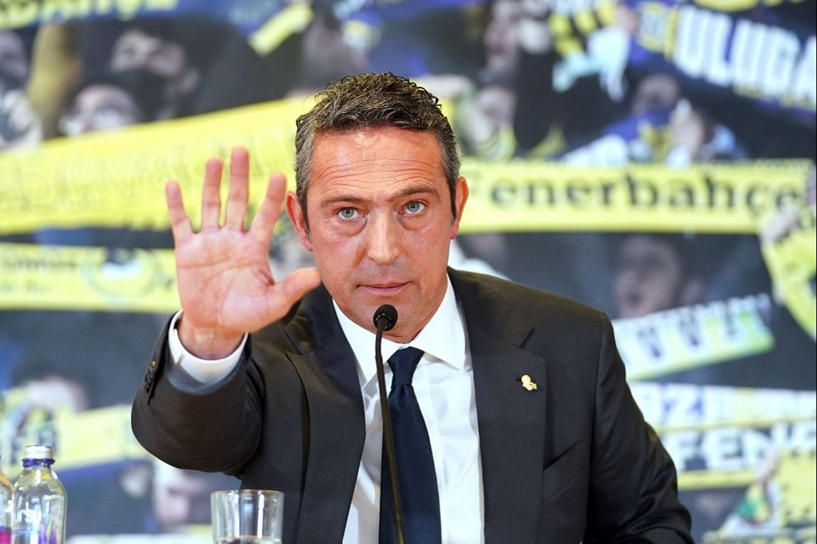 Ali Koç'tan yaylım ateşi! 'Galatasaray Türk futbolu için beka sorunu' CANLI | Ali Koç konuşuyor 'Galatasaray Türk futbolu için beka sorunu' - 1. Resim