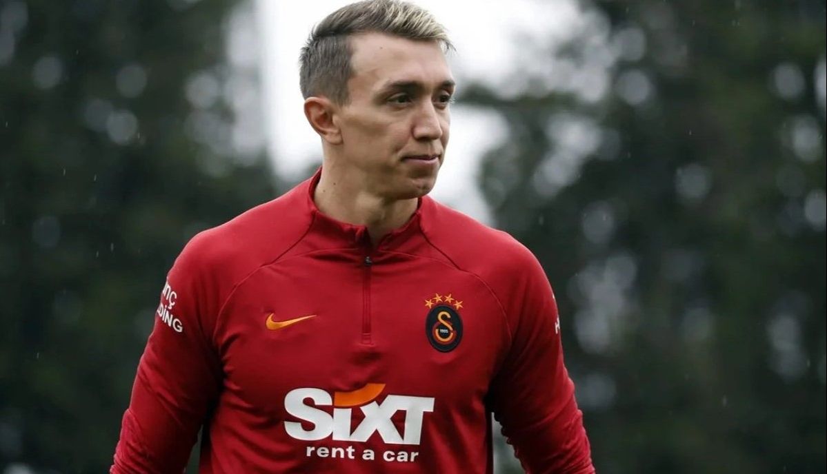 Galatasaray'da Muslera için karar vakti! Ailesi toplanıp Uruguay'a gitmişti! İşte gerçekler - 1. Resim