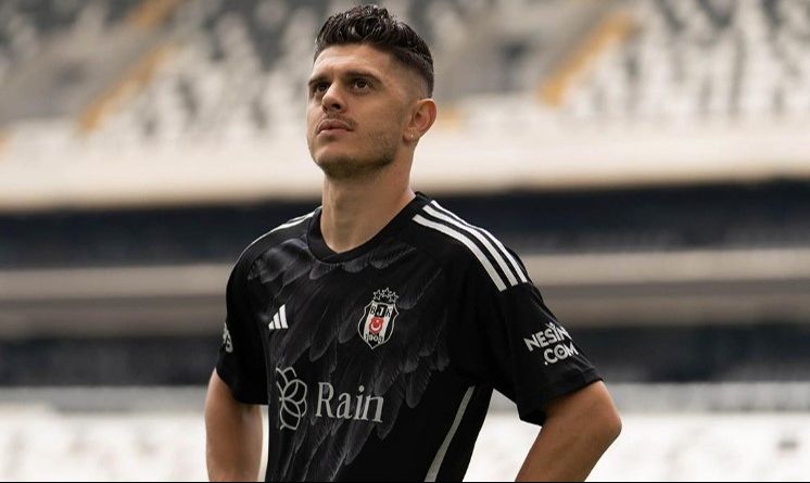 Süper Lig'de en çok değer kaybeden 10 futbolcu belli oldu! 6'sı aynı takımdan! İlk sırada ise... Süper Lig'de en çok değer kaybeden 10 futbolcu belli oldu! 6'sı aynı takımdan! İlk sırada ise... - 1. Resim