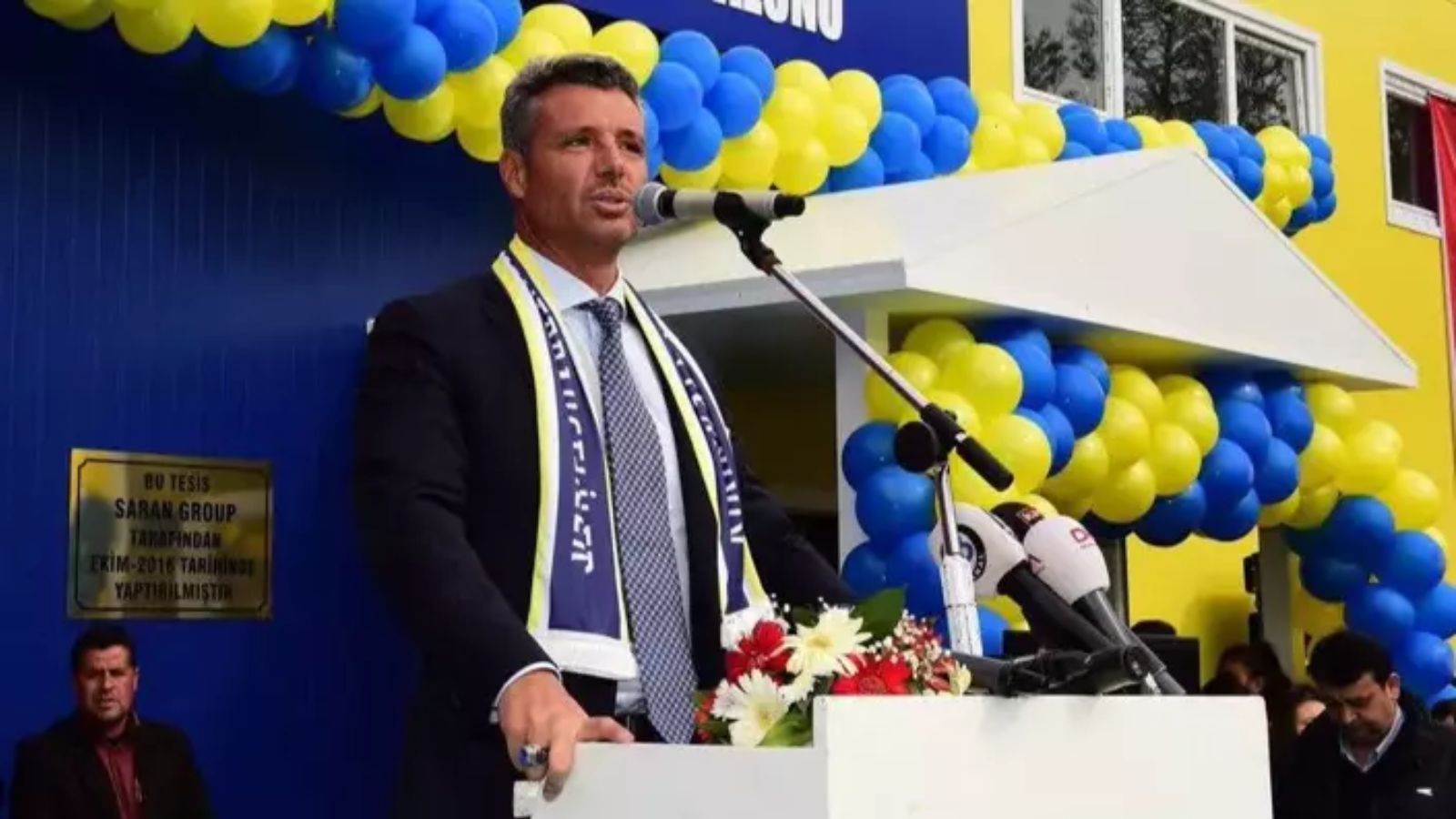 Fenerbahçe'de koltuk savaşı başladı! Sadettin Saran adaylık çalışmaları için istifa etti - 1. Resim