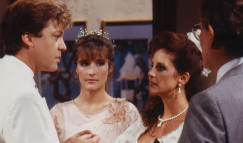 General Hospital’ın yıldızı Robyn Bernard boş bir arazide ölü bulundu - 1. Resim