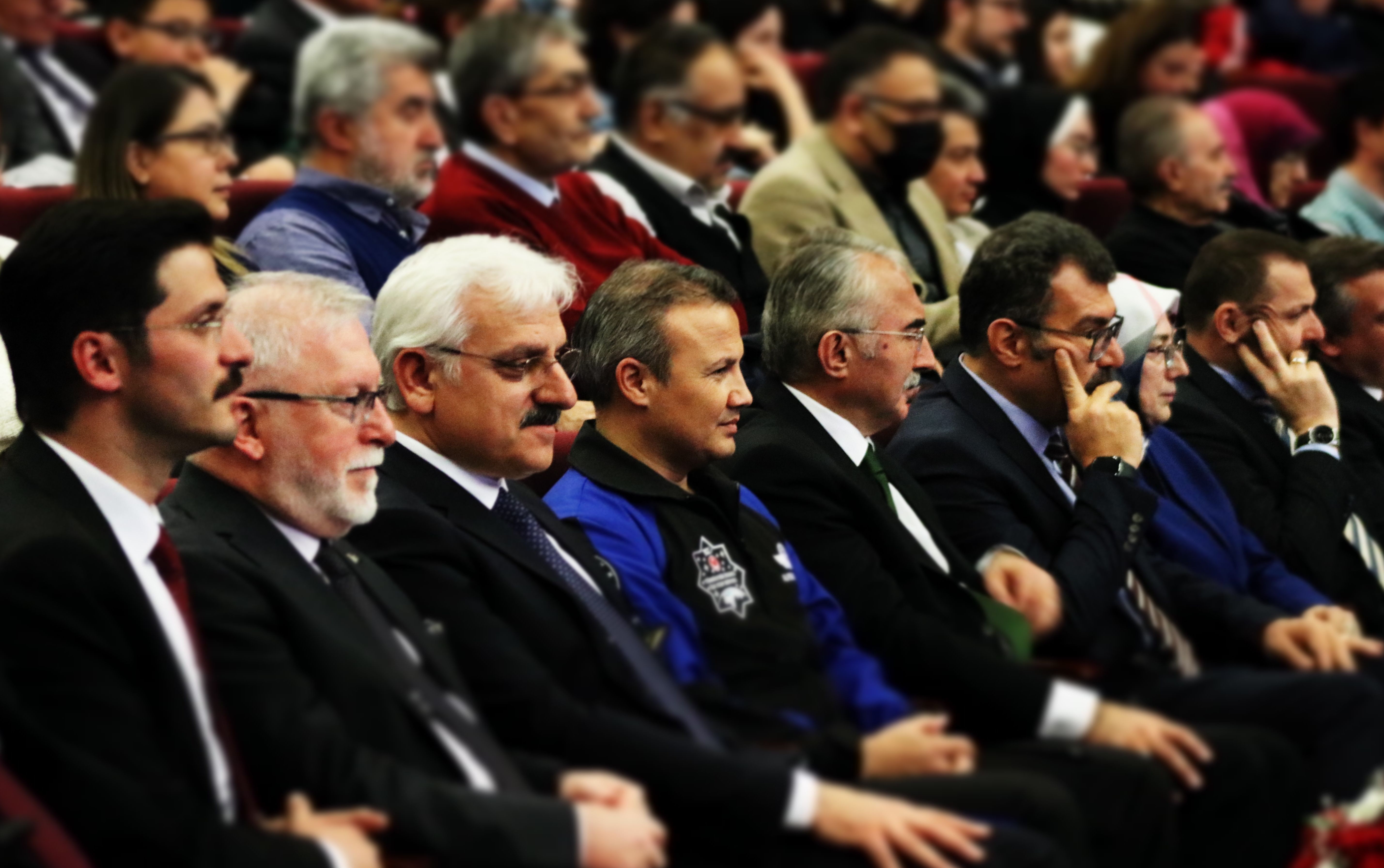 Gezeravcı, "Devlet büyüklerimiz ilerleyen süreçte müjdeyi paylaşacak" diyerek duyurdu - 1. Resim