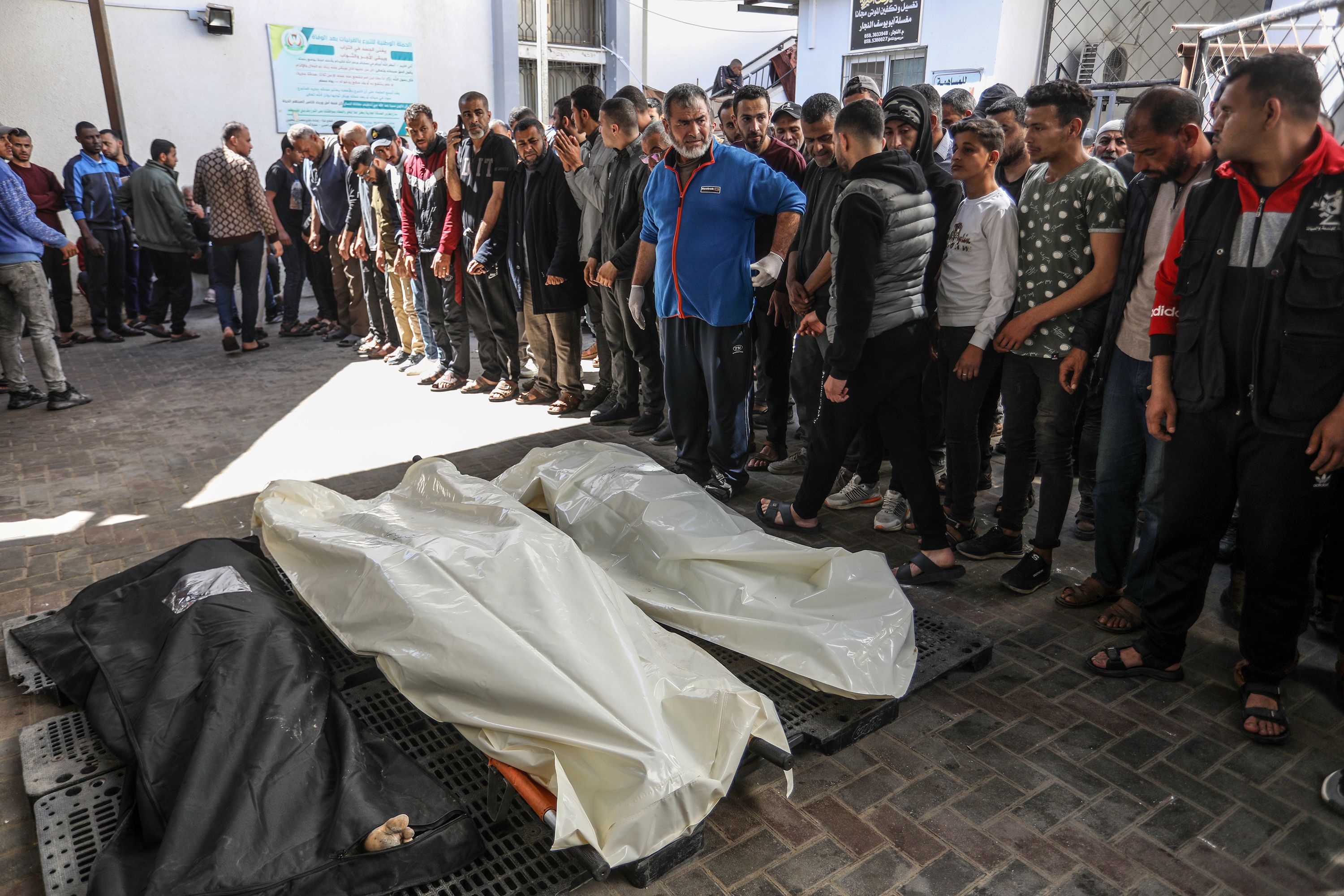 İsrail Gazze'de BM merkezini vurdu: 1 ölü, 22 yaralı - 3. Resim