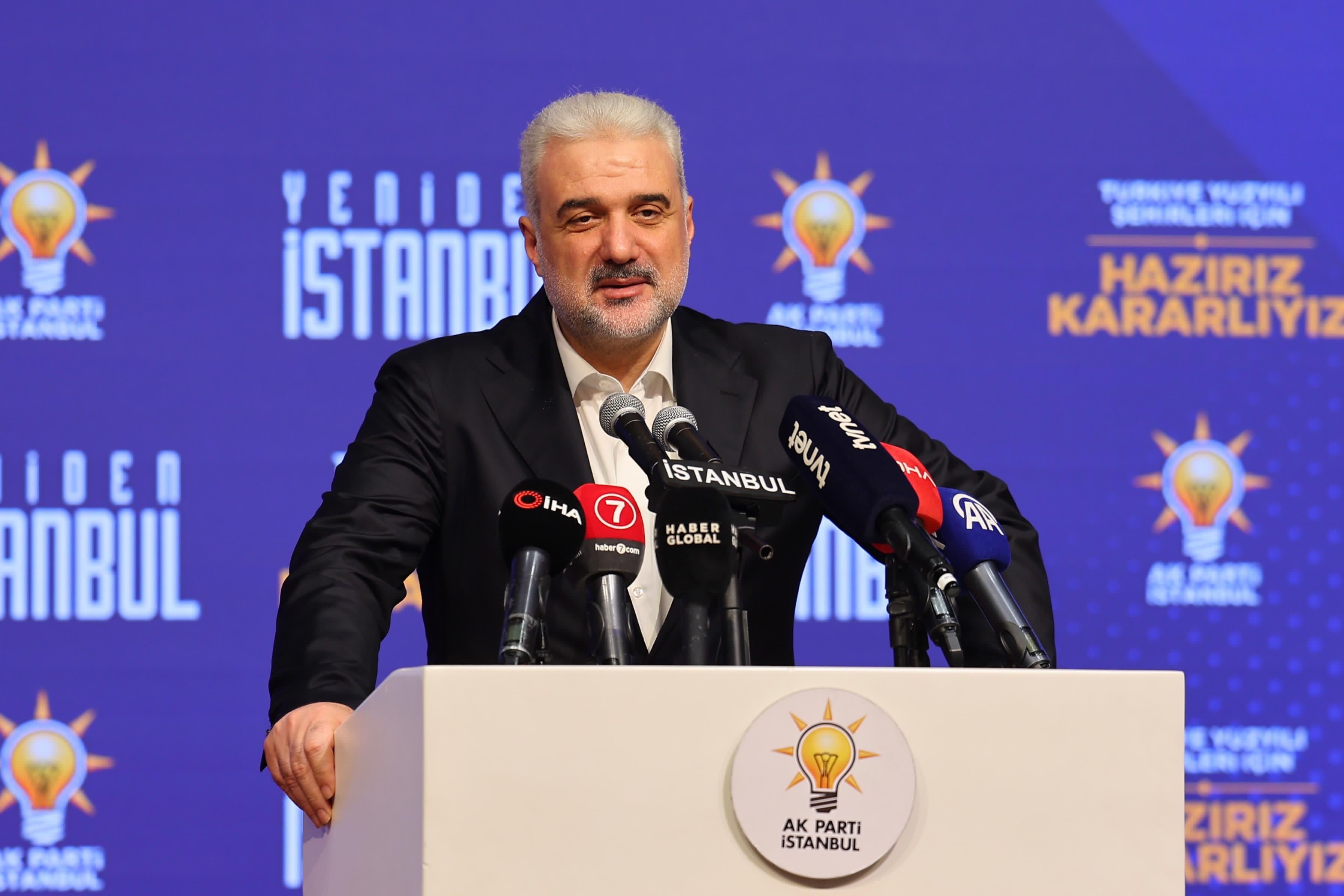 İstanbul’da 400 CHP’li AK Parti’ye katıldı: Rozetleri, törenle takıldı - 2. Resim