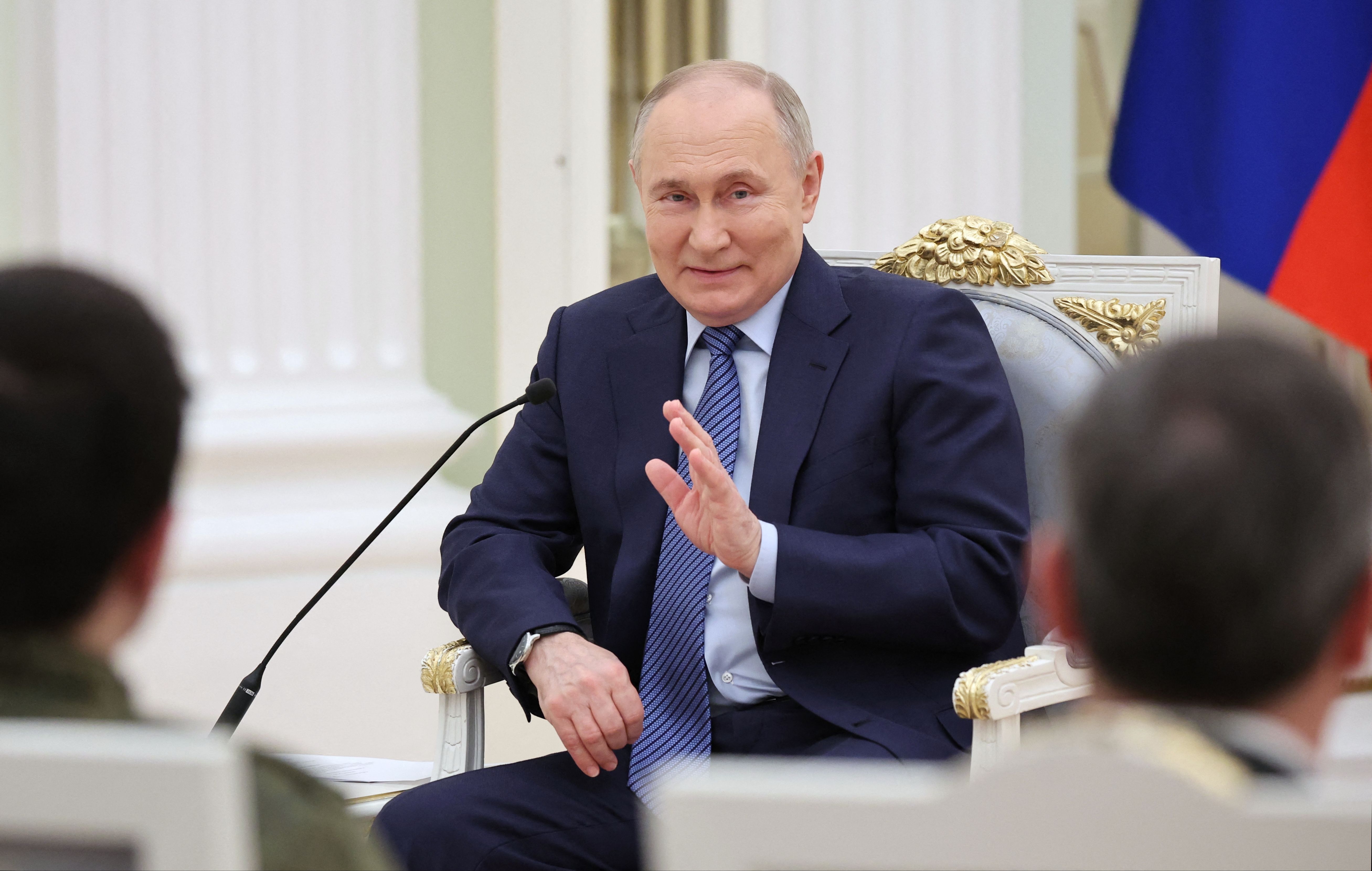 Putin'den kadın askeri utandıran iltifat - 1. Resim