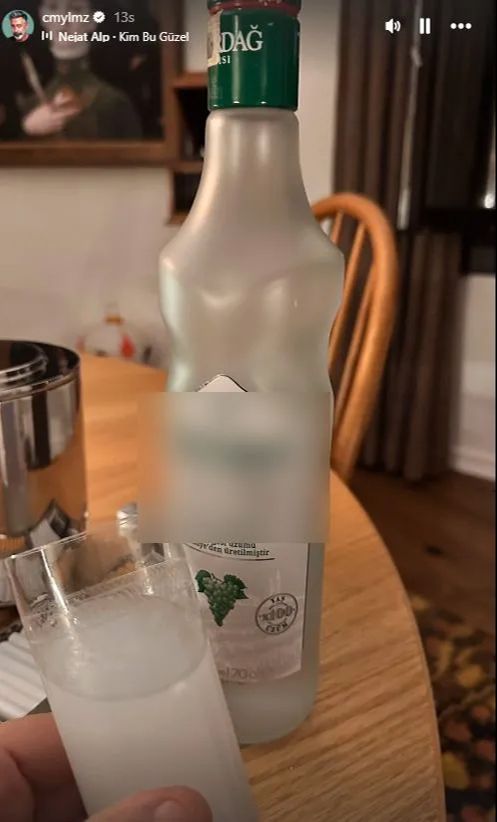 Ramazan ayında içkili paylaşım yapan Cem Yılmaz’dan ilk açıklama! Pişman olmuş - 1. Resim