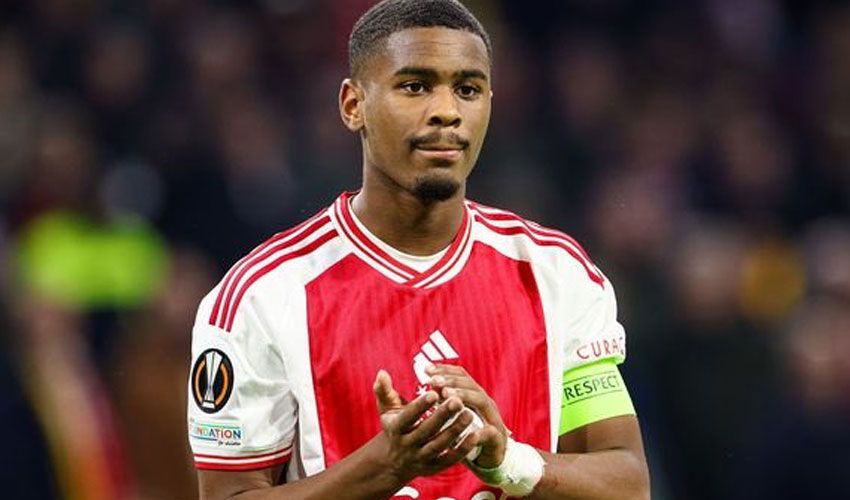 Rekor transfere adım adım! Jorrel Hato için 100 milyon euro! Ahmetcan Kaplan ile göz doldurdular Rekor transfere adım adım! Jorrel Hato için 100 milyon euro! Ahmetcan Kaplan ile göz doldurdular - 1. Resim