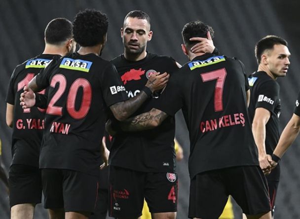 Sadece 2 takım çift haneleri gördü! İşte bu sezon Süper Lig'de en çok penaltı kazanan takımlar - 1. Resim