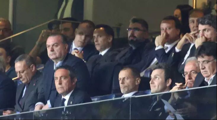 Ali Koç geliyor, Fenerbahçe kaybediyor! Başkan kuralı bozunca olanlar oldu - 1. Resim