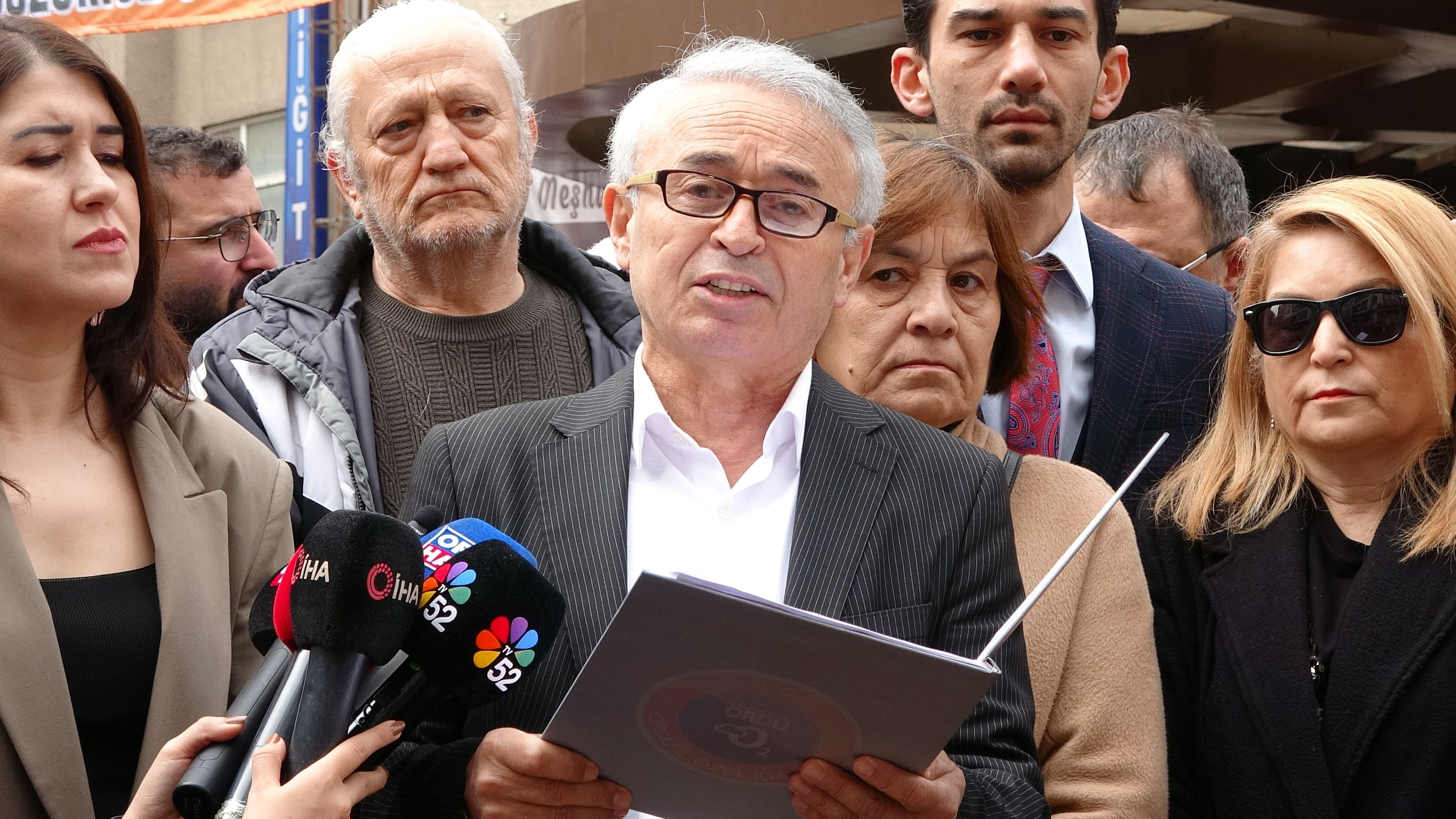 'Genel merkez başına buyruk' diyen bir grup İyi partili istifa etti - 1. Resim