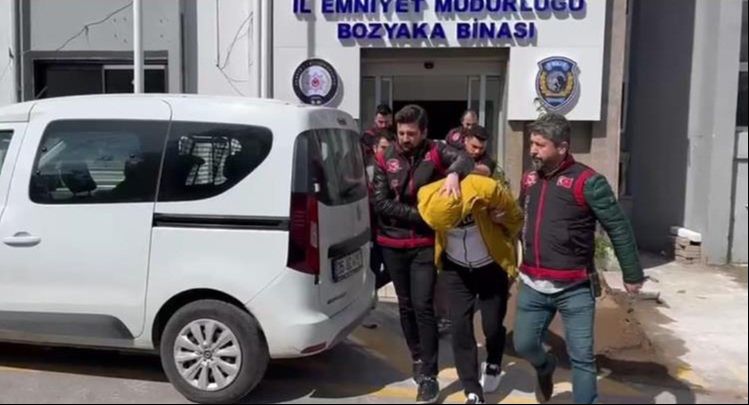 Liseli genç sokak ortasında infaz edildi! Katil ifade verdi: Yaşını öğrenince çok üzüldüm Liseli genç sokak ortasında infaz infaz edildi! Katil ifade verdi: Yaşını öğrenince çok üzüldüm - 3. Resim