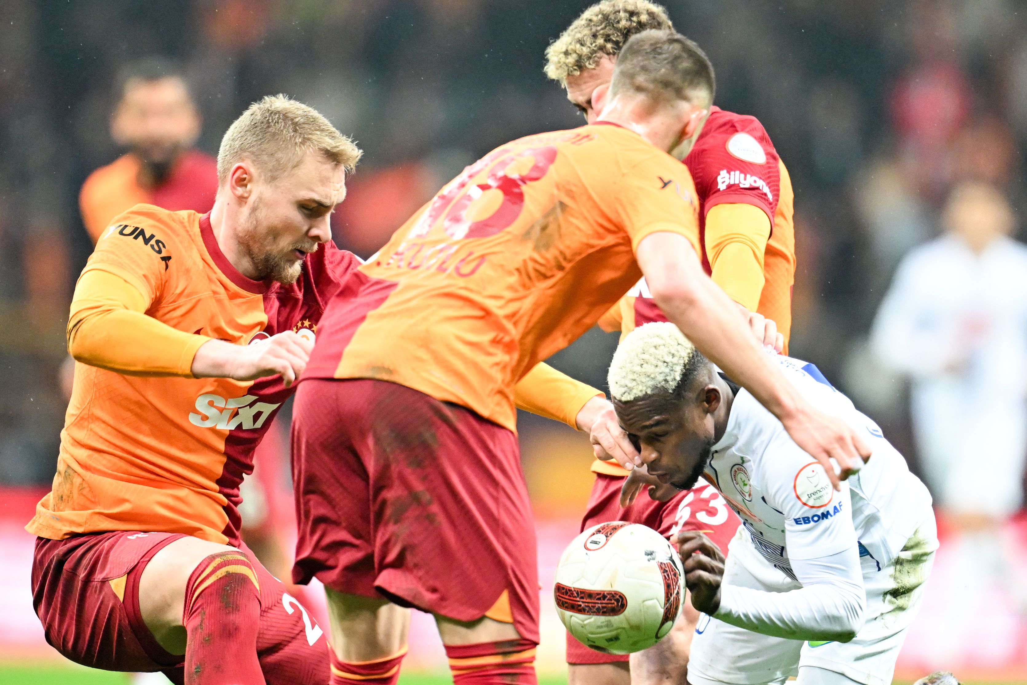 Galatasaray, Kasımpaşa'ya konuk olacak! 4 oyuncu ceza sınırında Galatasaray, Kasımpaşa'ya konuk olacak! 4 oyuncu ceza sınırında - 2. Resim