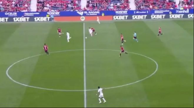 Arda Güler'in orta sahadan çektiği şut manşetlerde! Carlo Ancelotti'den itiraf 'Böylesini hiç görmedim' - 2. Resim