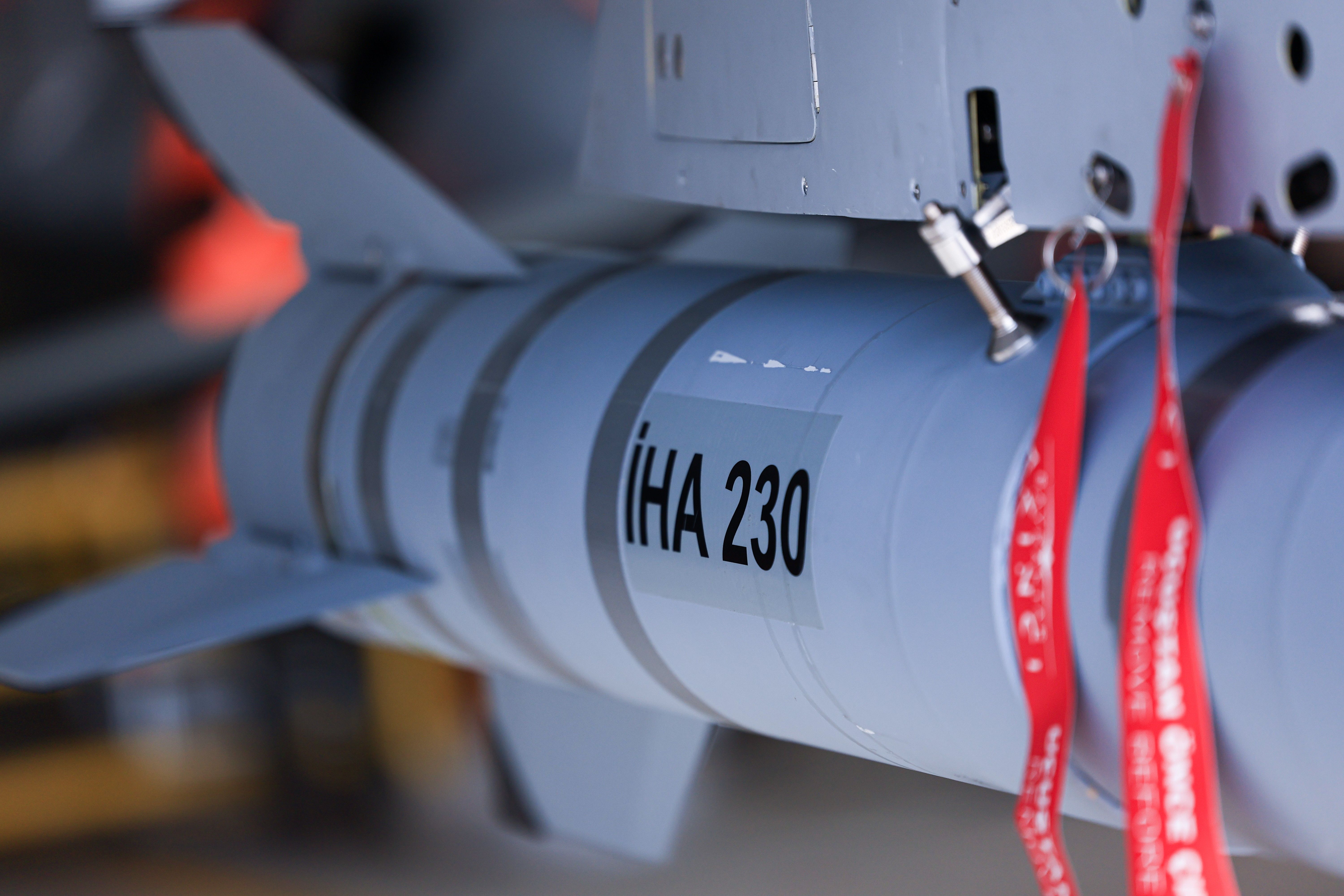 Bayraktar AKINCI, hedef kaçırmıyor! Türk havacılığı tarih yazıyor - 3. Resim