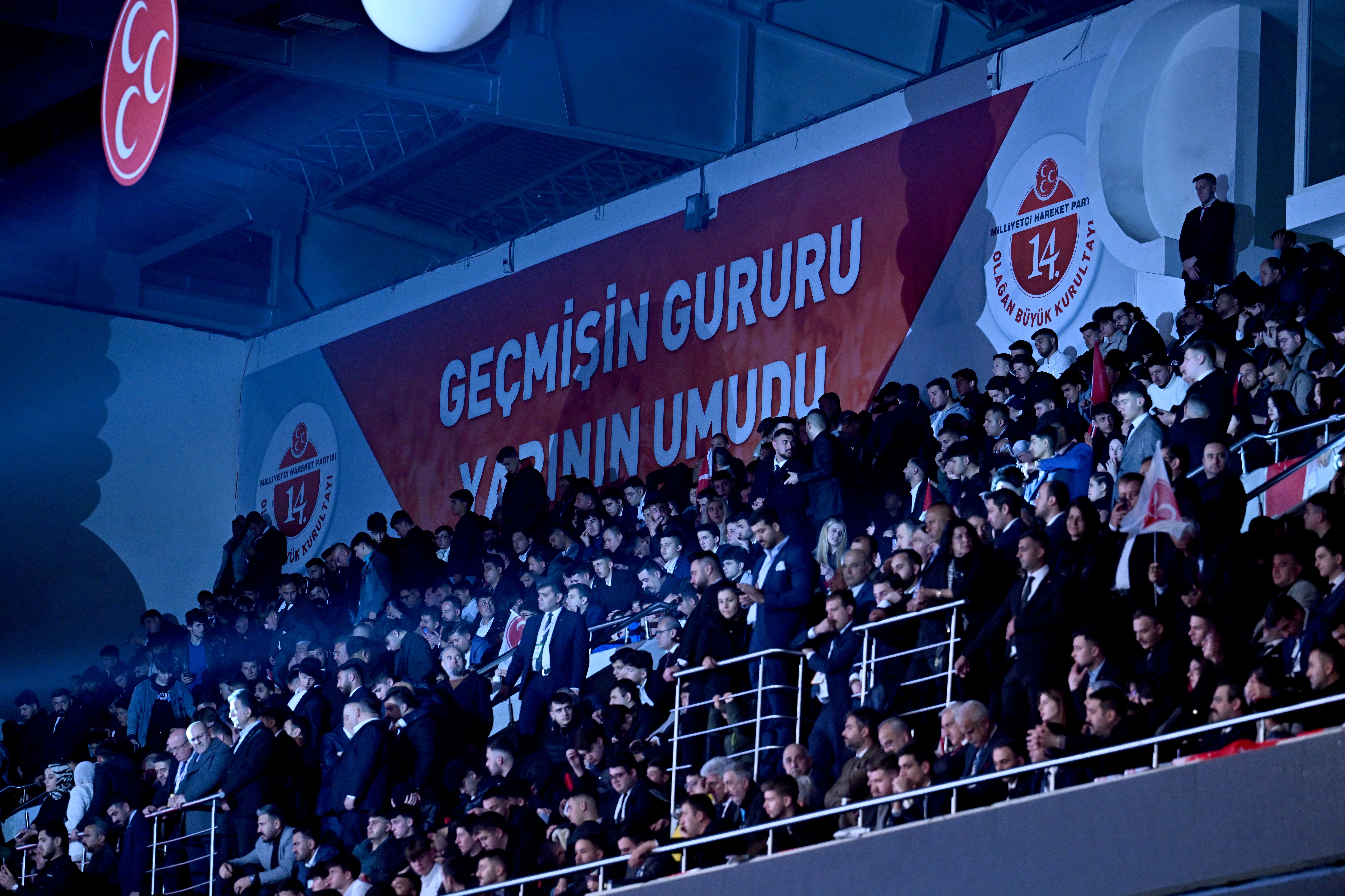 İşte Bahçeli'nin 'A takımı! MYK'ya 43 yeni isim girdi İşte Bahçeli'nin 'A takımı! MYK'ya 43 yeni isim girdi - 2. Resim