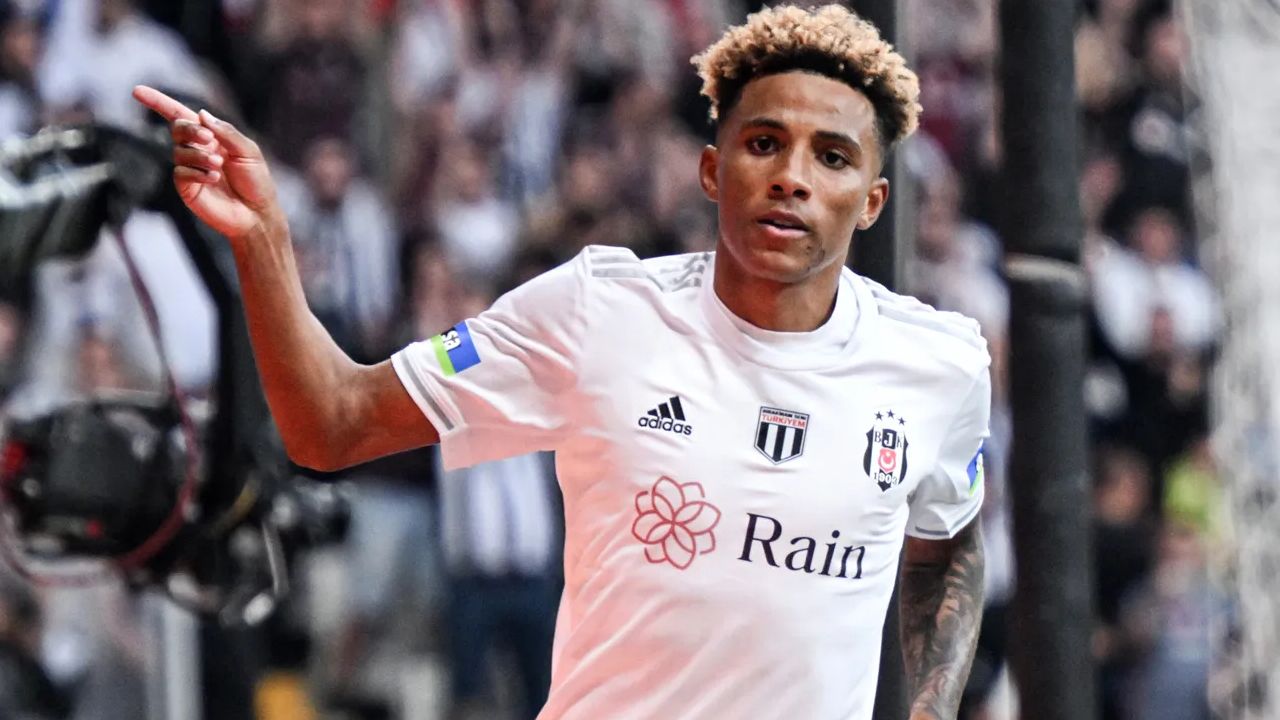 Tümer Metin, Gedson Fernandes'i yerden yere vurdu! 'Kalite böyle anlatılmaz' Tümer Metin, Gedson Fernandes'i yerden yere vurdu! 'Kalite böyle anlatılmaz' - 1. Resim
