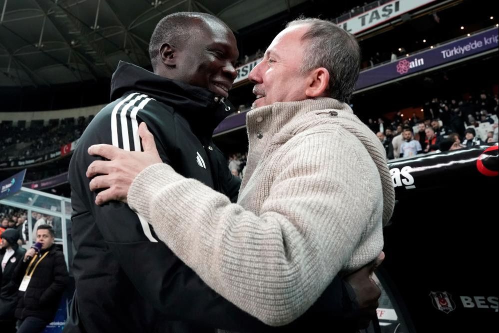 Üst üste 3. mağlubiyetini alan Santos yönetimindeki Beşiktaş’ın kolu kanadı kırıldı - 6. Resim