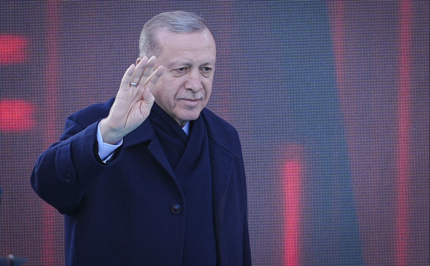 Atatürk Cumhuriyet Kulesi açıldı... Cumhurbaşkanı Erdoğan: Bizim paçamızda ne işiniz var! - 2. Resim