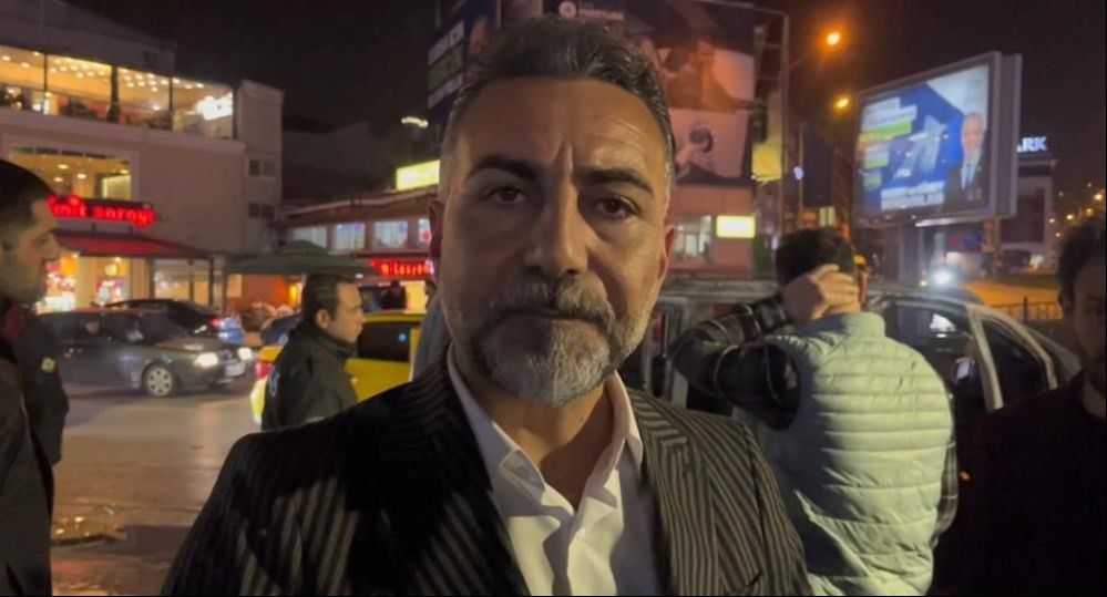 Başkan adayı halaya girdi, makam aracı cayır cayır yandı! Başkan adayı halaya tutuştu, makam aracı cayır cayır yandı - 2. Resim