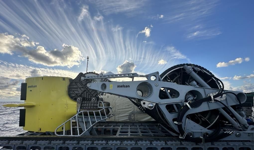 ASELSAN geliştirdi: İşte Türkiye'nin ilk ufuk ötesi denizaltı savunma harbi sonarı DÜFAS - 1. Resim