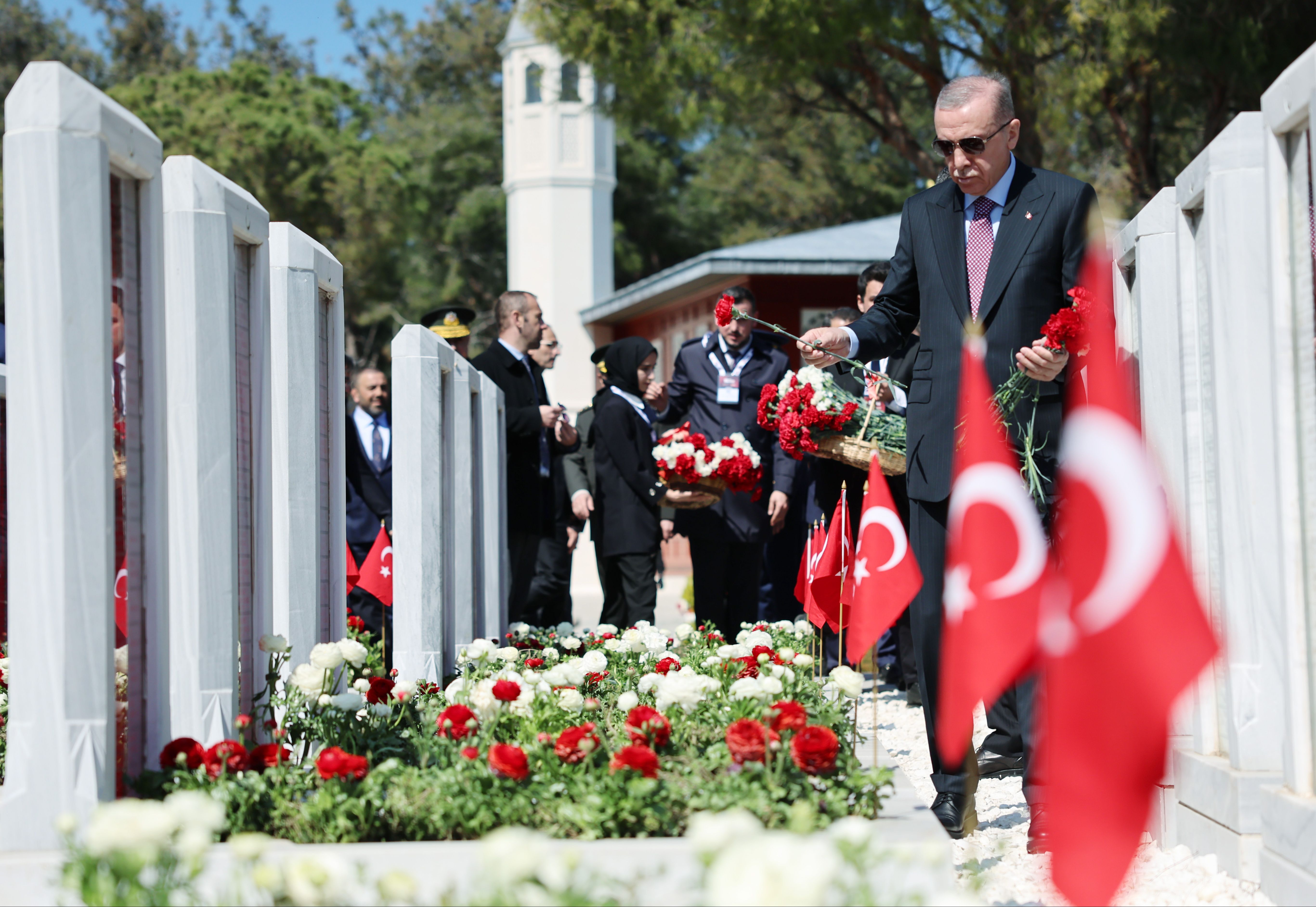 Çanakkale ruhu bugün de ayakta! Bir olursak 7 düvel gelse bizi yıkamaz Çanakkale ruhu bugün de ayakta! Bir olursak 7 düvel gelse bizi yıkamaz - 3. Resim