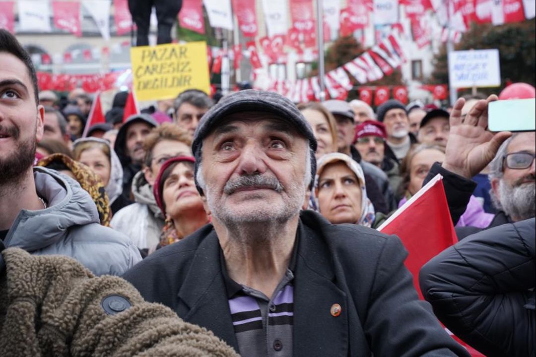 Çay fiyatı için rekor zam teklifi! CHP lideri Özel seçim öncesi kesinin ağzını açtı - 2. Resim