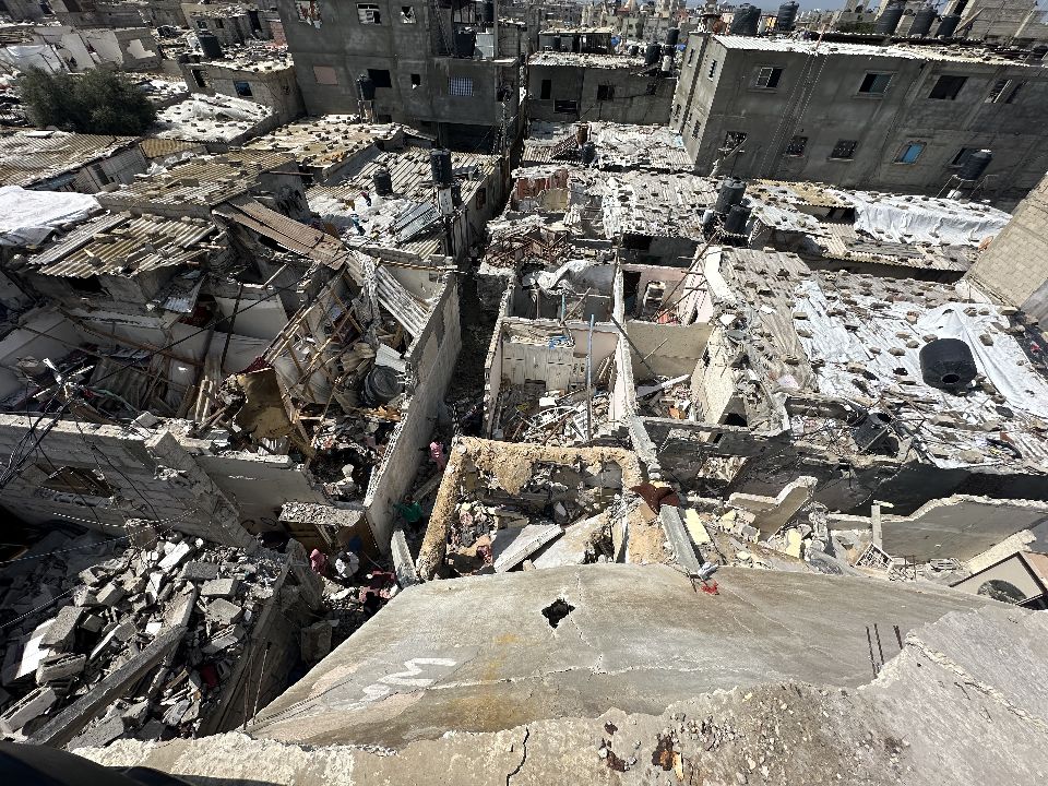 Gazze'de son durum... İsrail Gazze'de insani yardım yapan ekipleri vurdu! Ölü ve yaralılar var Gazze'de son durum... Hastane saldırısının görüntülerini yayınladı... İsrail Refah'a saldırı başlattı - 2. Resim