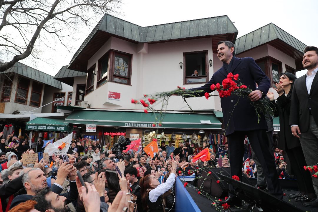 Kurum'dan İBB yönetimine: İstanbul'un kaynaklarını peşkeş çekmeye kalktılar Kurum'dan İBB yönetimine: İstanbul'un kaynaklarını peşkeş çekmeye kalktılar - 1. Resim
