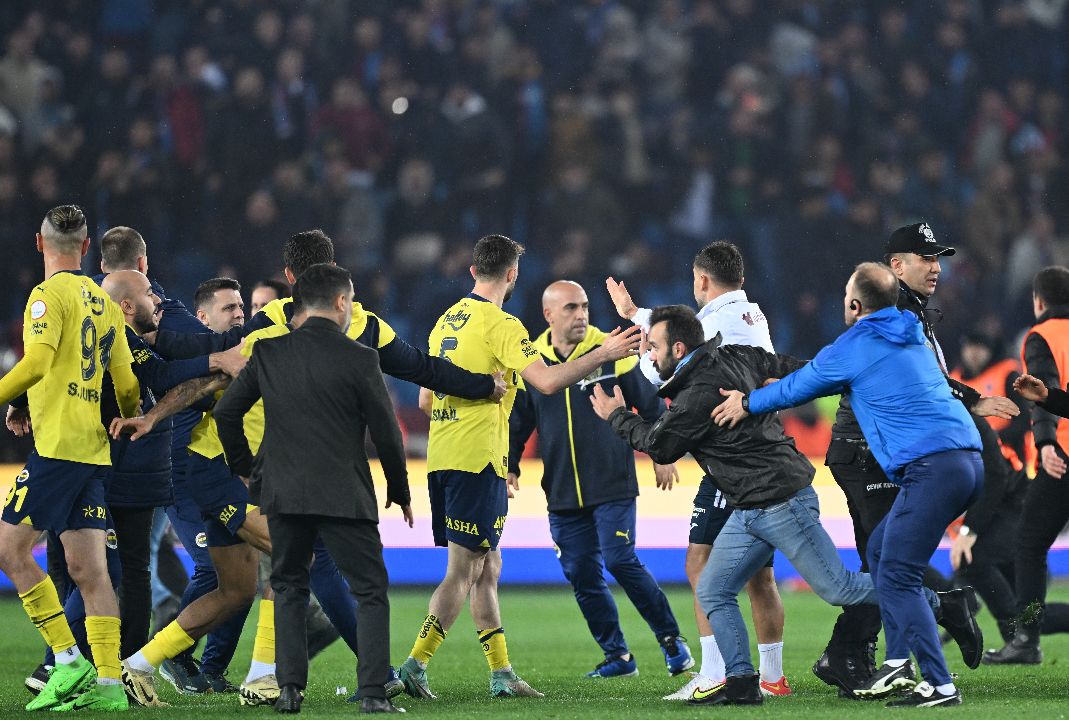 'Şikeden dolayı oynayacaklardı...' Trabzonspor'un eski başkanı Sadri Şener'den Ali Koç'a olay cevap - 2. Resim