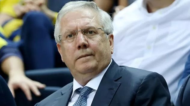 Trabzonspor-Fenerbahçe maçı sonrası Aziz Yıldırım'dan ilk açıklama: 'Maç iptal edilmeliydi bundan sonra...' - 1. Resim