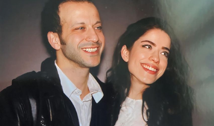 Ünlü oyuncunun kardeşiyle benzerliği şaşırttı! Onları şimdi herkes tanıyor - 1. Resim