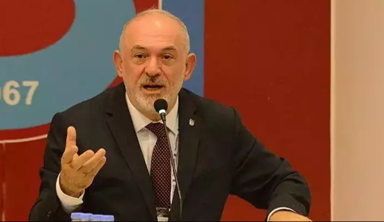 Ertuğrul Doğan olaylı Fenerbahçe maçı sonrası basın toplantısında konuştu: "Trabzonspor cezayı hak etmiştir" Ertuğrul Doğan olaylı Fenerbahçe maçı sonrası basın toplantısında konuştu: "Trabzonspor cezayı hak etmiştir" - 3. Resim