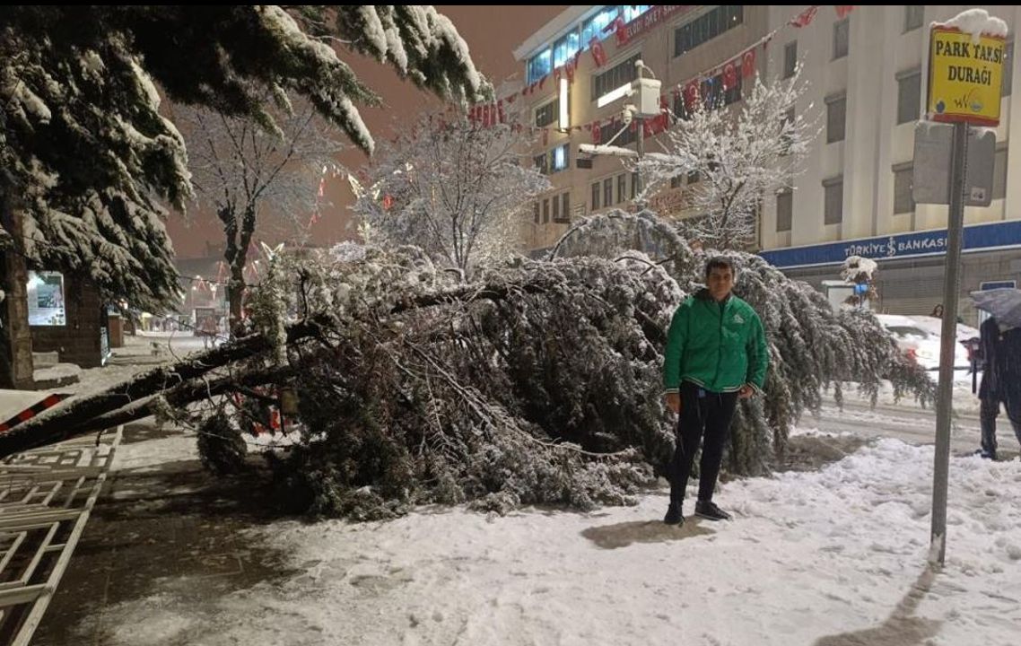 Van'da okullar tatil mi, hangi ilçelerde tatil? 20 Mart 2024 Van Valiliği açıkladı Van'da okullar tatil mi, hangi ilçelerde tatil? 20 Mart 2024 Van Valiliği açıkladı - 1. Resim