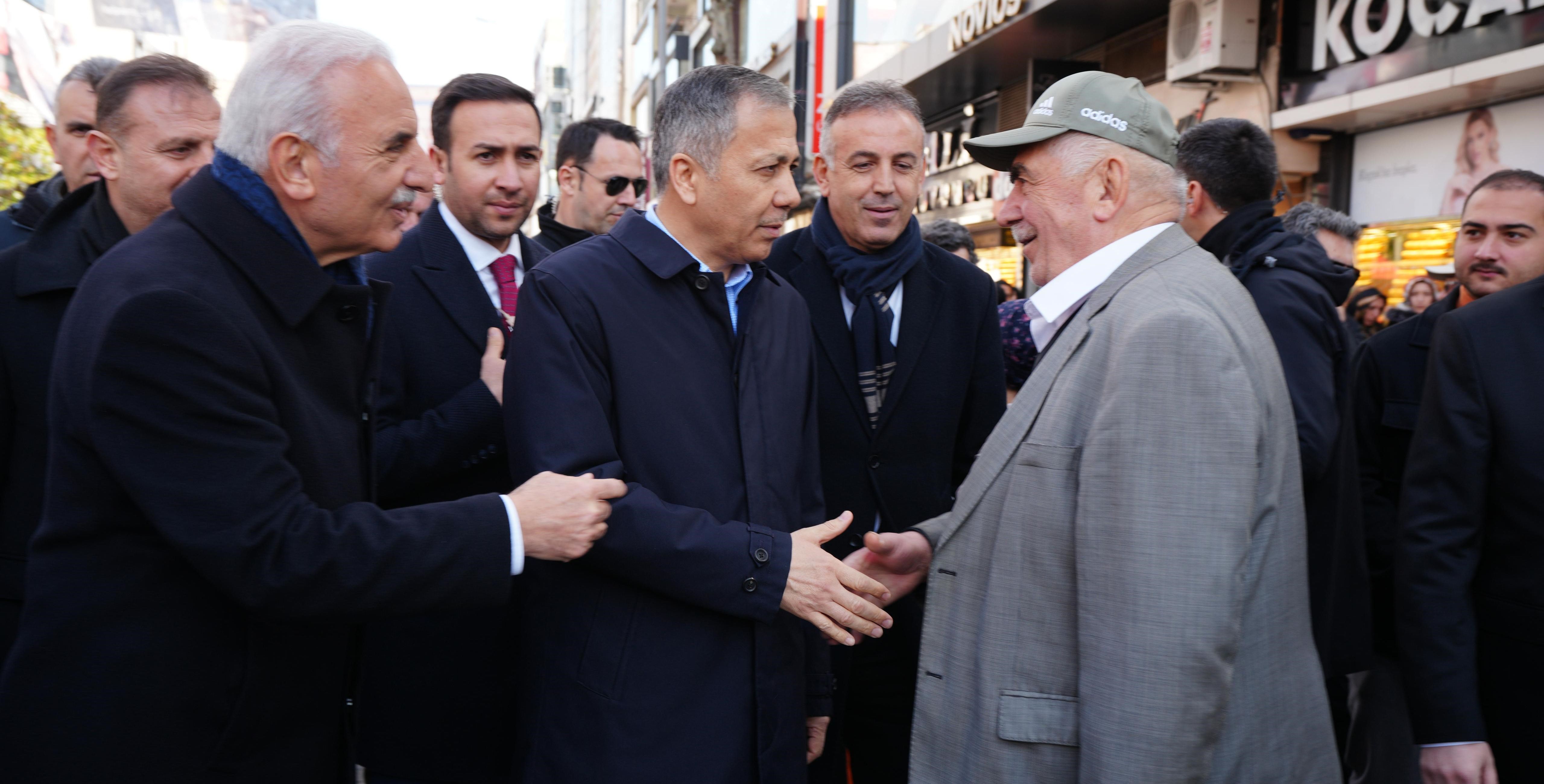 Bakan Yerlikaya'dan '31 Mart' mesajı: İstanbul'da 'gerçek belediyecilik' doğacak Bakan Yerlikaya'dan '31 Mart' mesajı: İstanbul'da 'gerçek belediyecilik' doğacak - 1. Resim