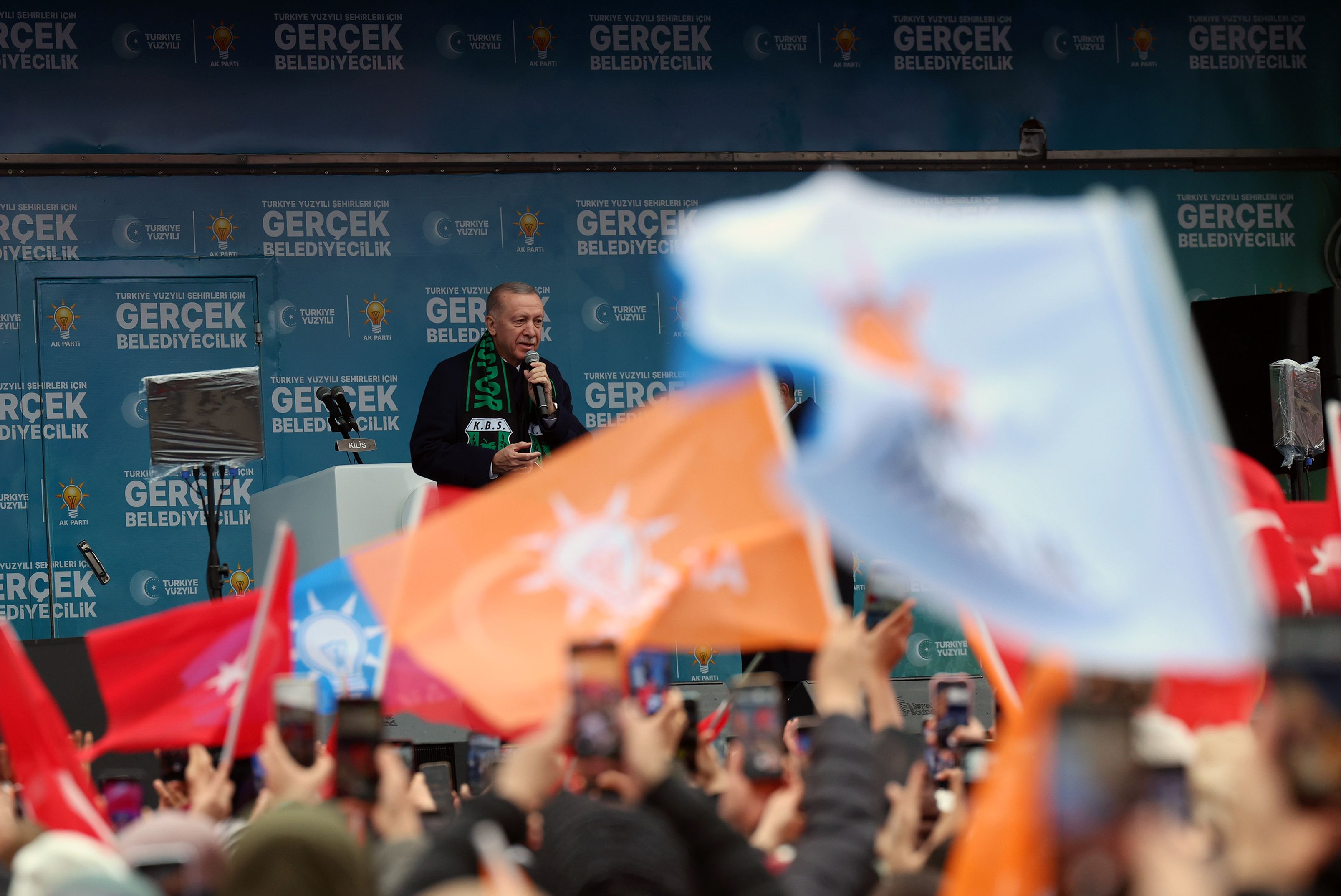 Cumhurbaşkanı Erdoğan'dan CHP'deki para sayma skandalına tepki: Para desteleriyle kule yapmak dışında icraatları yok - 2. Resim