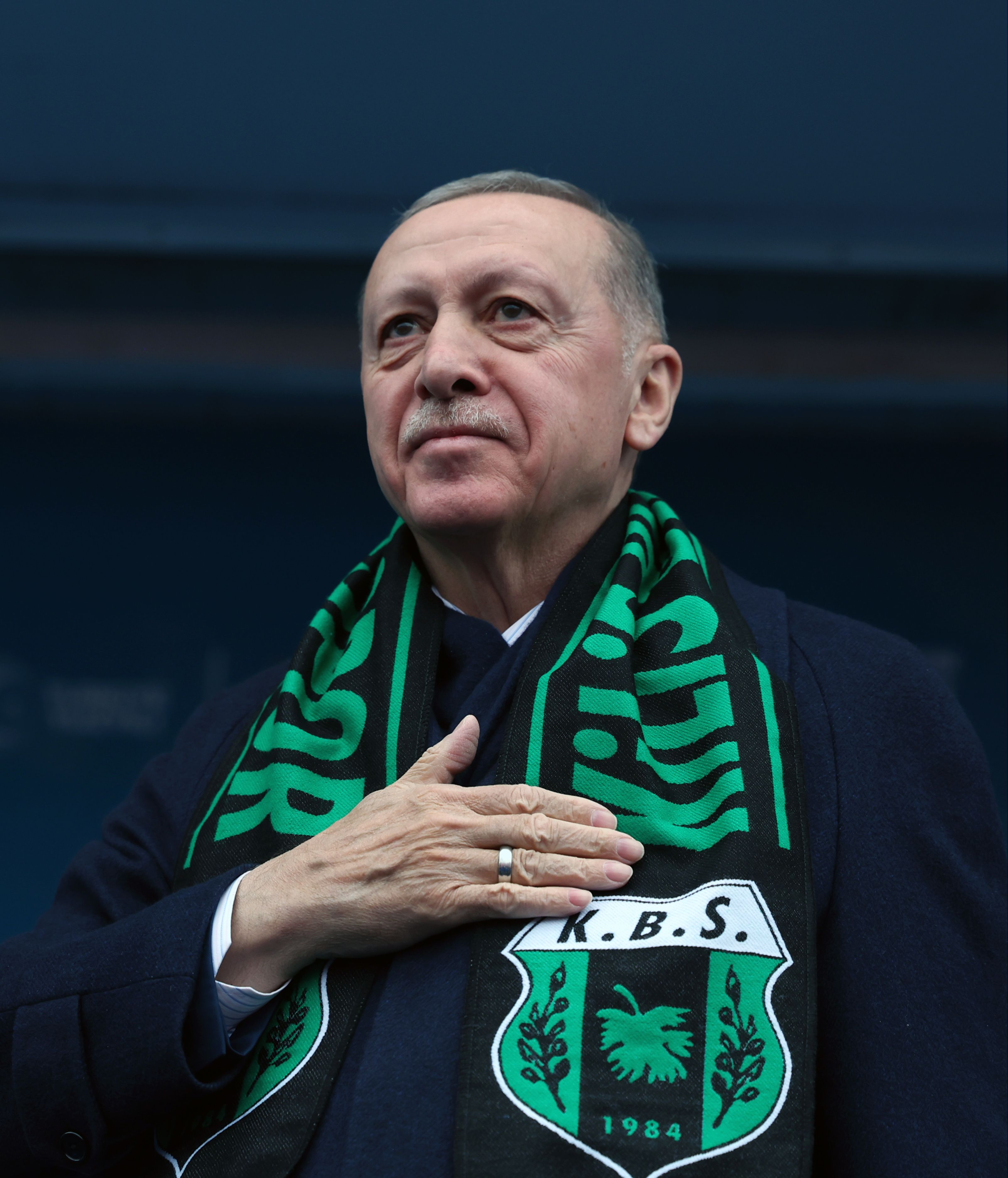 Cumhurbaşkanı Erdoğan'dan CHP'deki para sayma skandalına tepki: Para desteleriyle kule yapmak dışında icraatları yok - 1. Resim