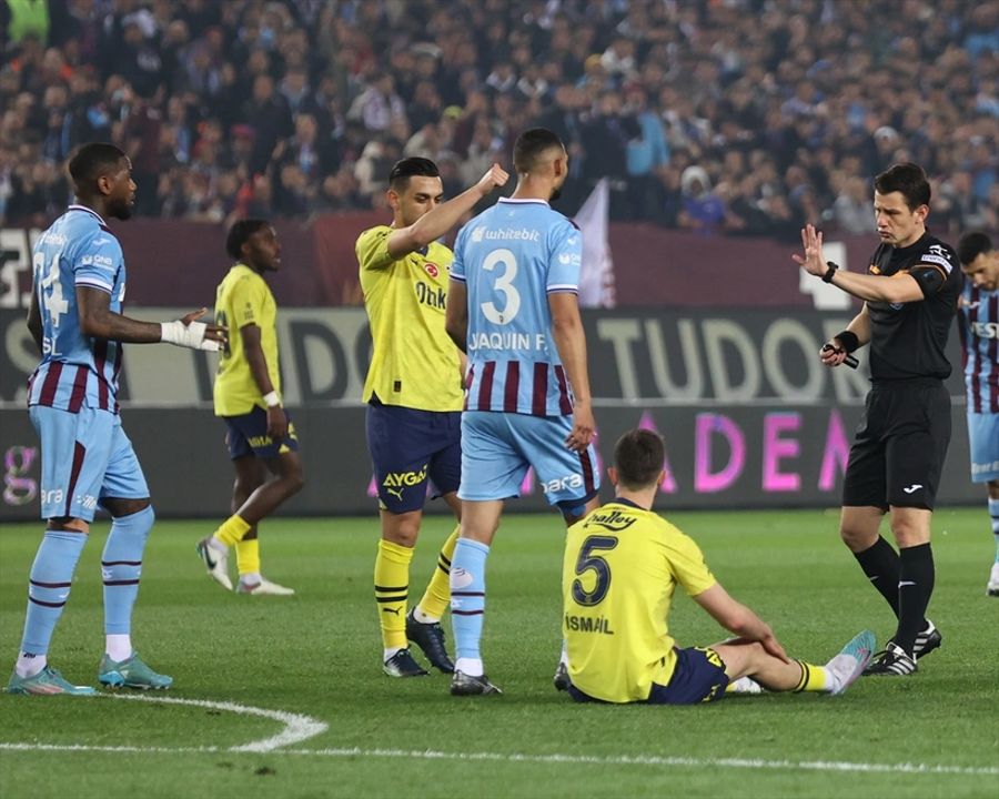 Fenerbahçe Ligden çekilirse, bunun acısını tüm Türkiye hisseder Fenerbahçe Ligden çekilirse, bunun acısını tüm Türkiye hisseder - 2. Resim