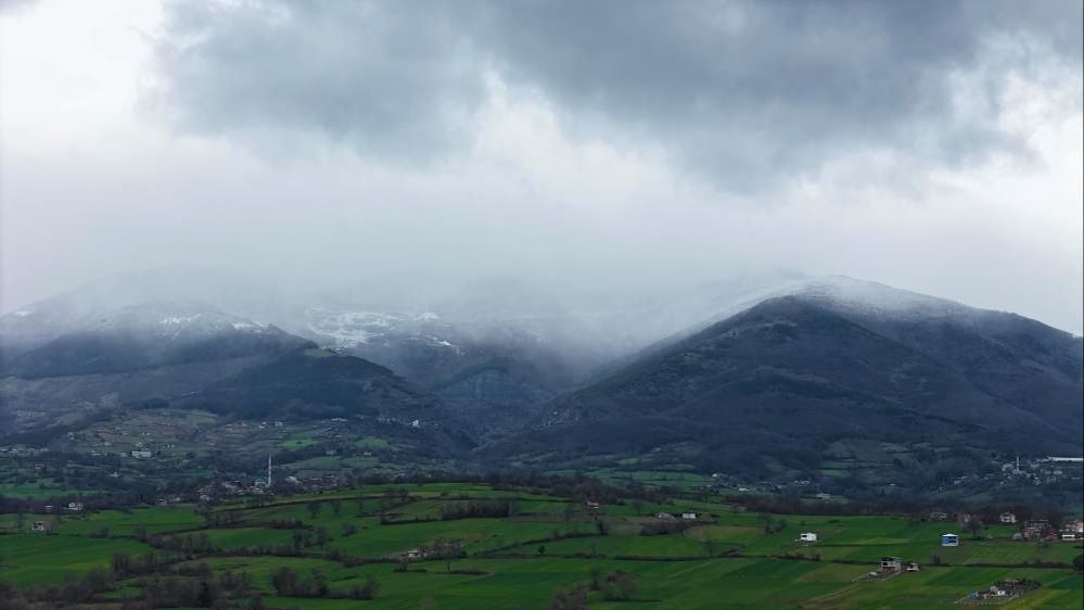 Burası Karadeniz! Mart ayında kar sürprizi - 1. Resim