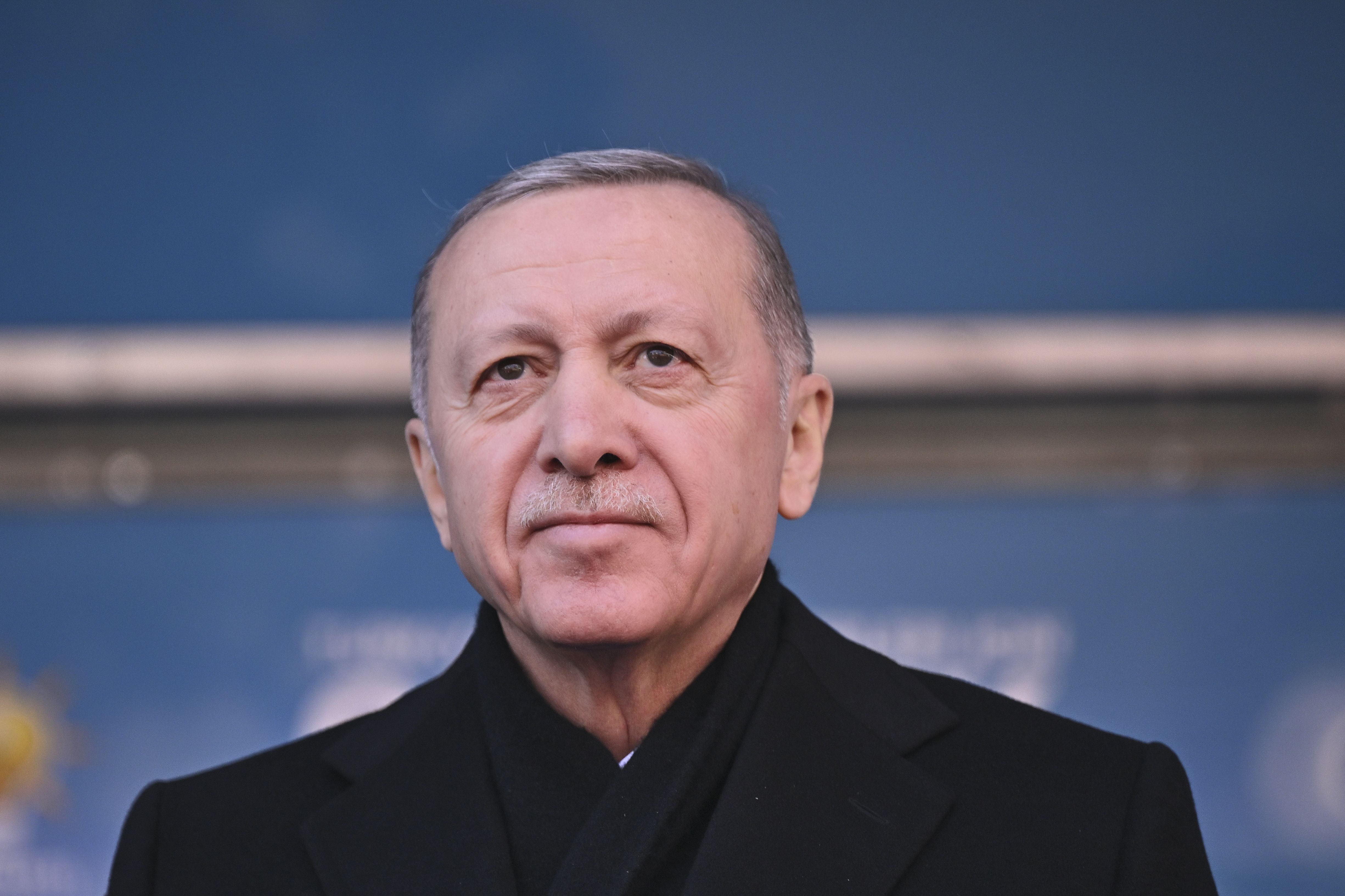 Cumhurbaşkanı Erdoğan'dan Özgür Özel'e 'darbe' tepkisi: Türkiye'ye özür borcu var - 2. Resim