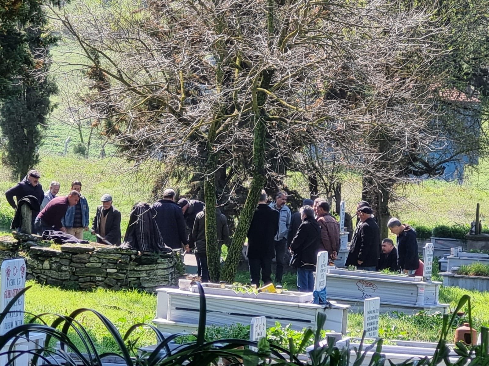 İki dil biliyordu, kolej mezunuydu... 50 yılını mağarada geçiren İskender Aga 'sır' geçmişiyle öldü - 4. Resim