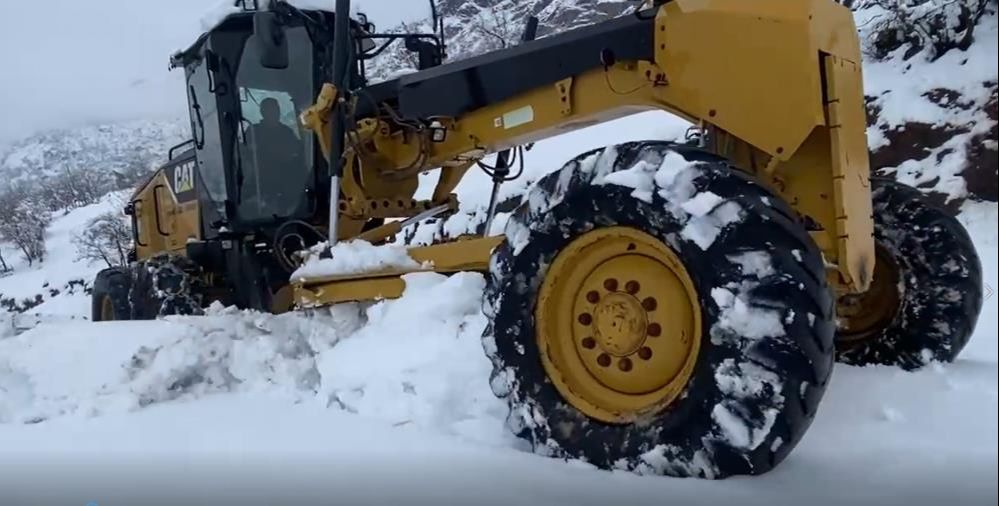 Mart ayında lapa kapa kar yağdı, okullar tatil edildi! Haberler peş peşe geldi... - 3. Resim