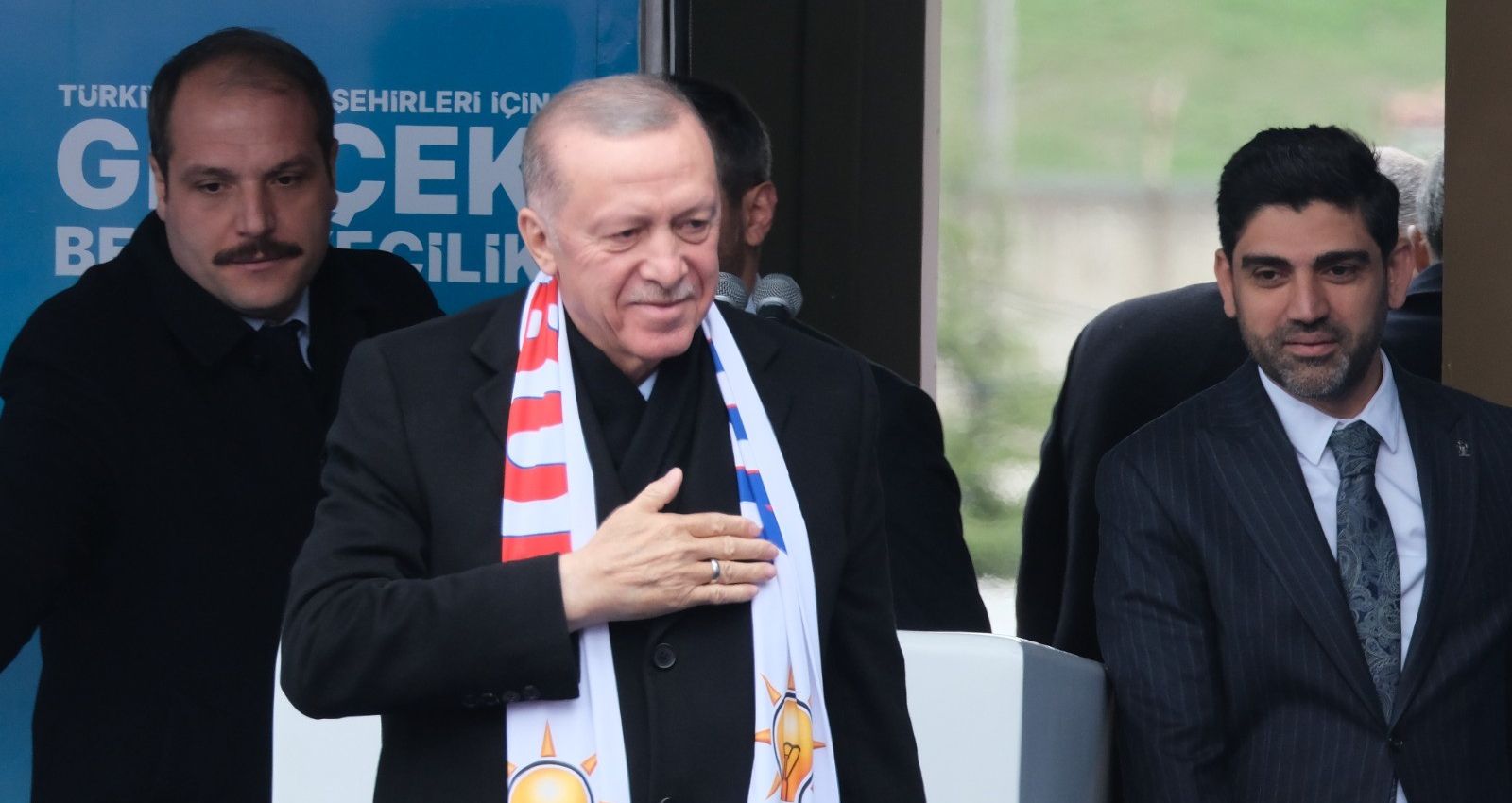Erdoğan, Karabük ve Çankırı'da kalabalığa hitap etti: Refah kaybını telafi edeceğiz - 1. Resim